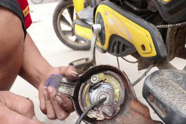 汕尾市电动车刹车故障
